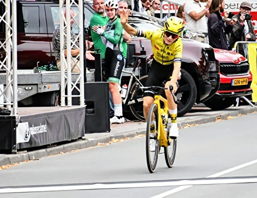 Pauline Ferrand-Prévot wint bij de Dames
